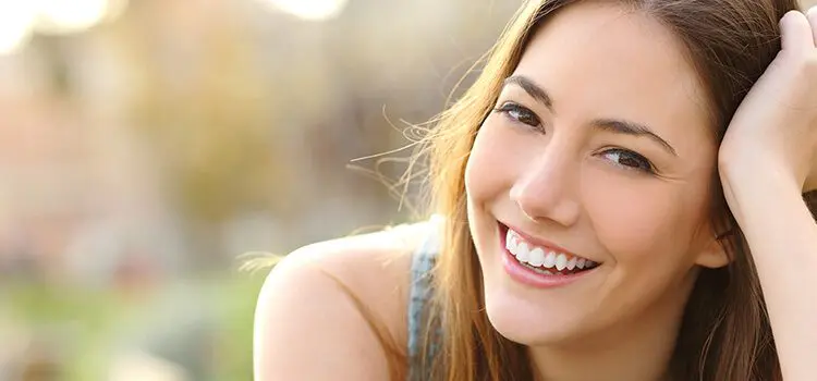 Oral Hygiene Country Club dentist coconino - person smiling